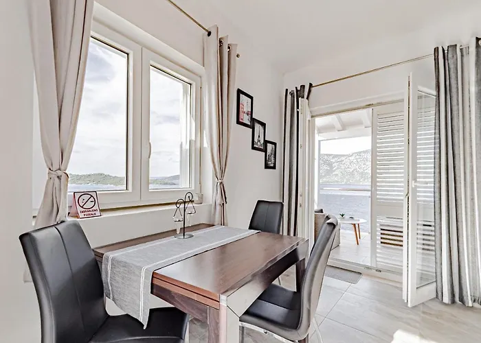 By The Sea Kneza, Korcula - 21863 * Pupnat